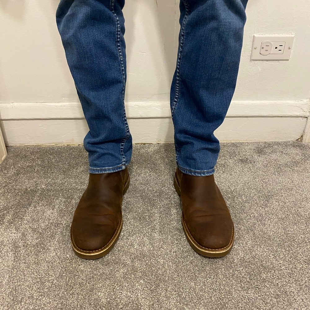 Clarks Men’s Chukka Boots EUC!